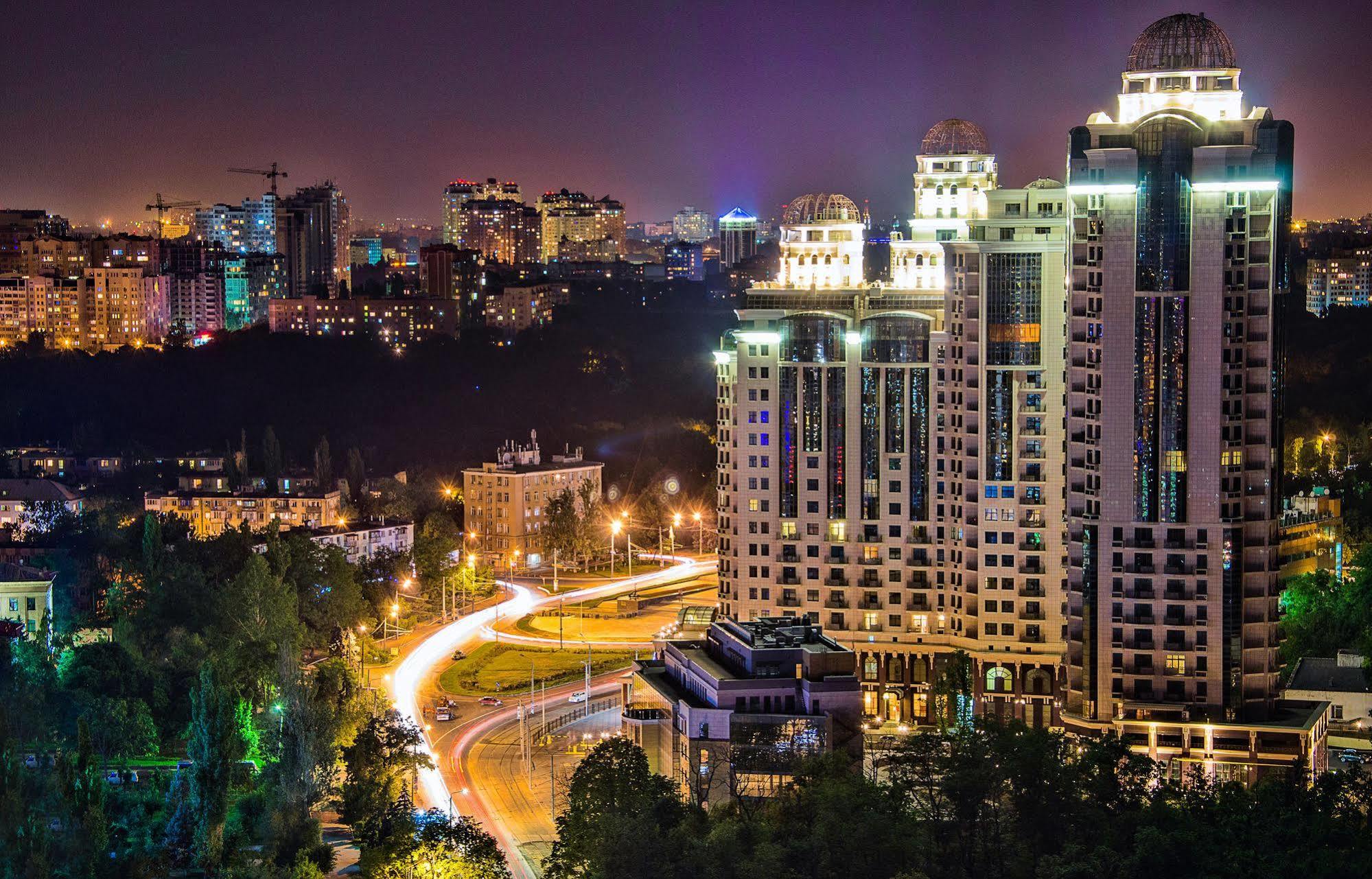 Ark Palace Hotel & Spa Odesa Exterior photo